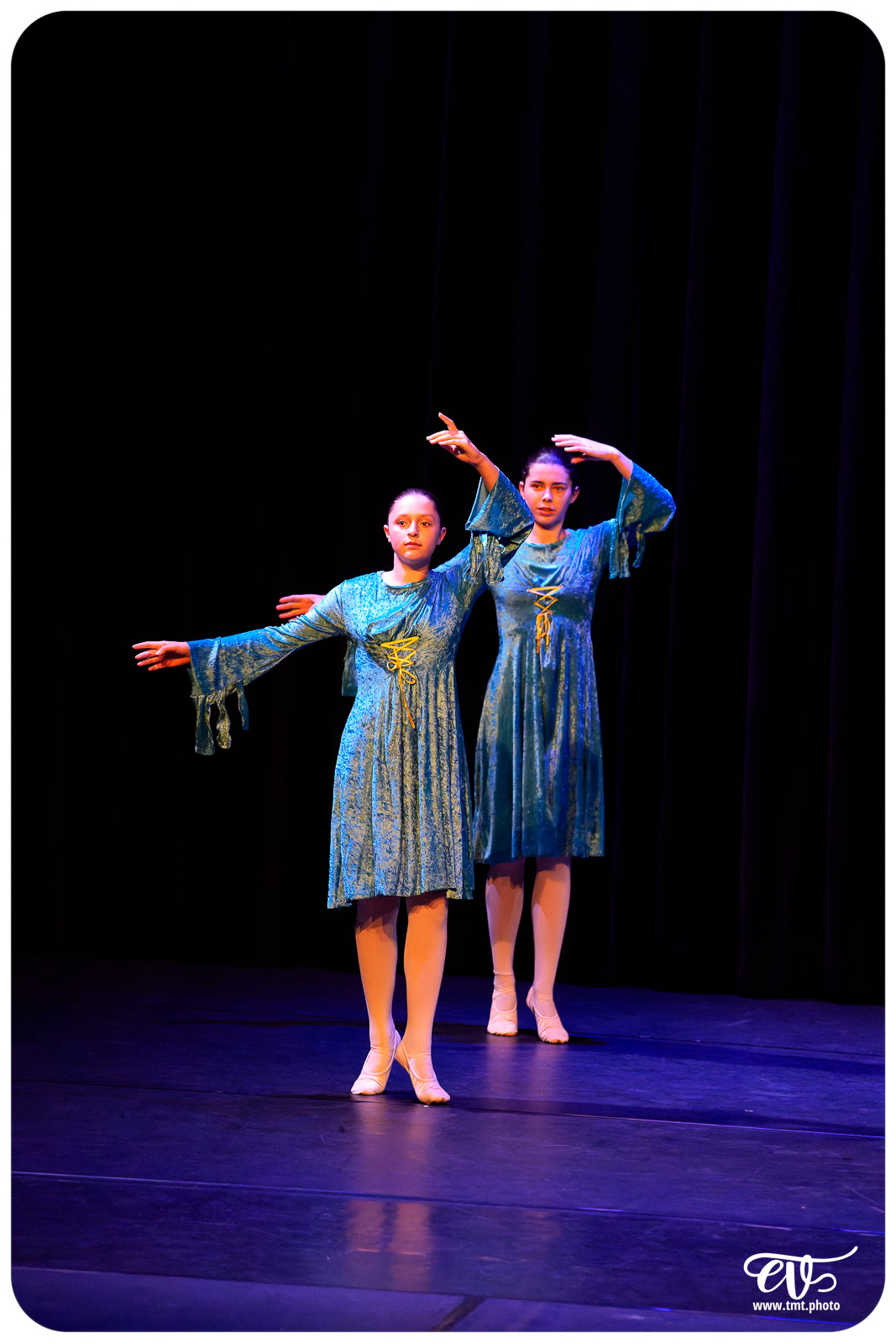 ECOLE DE DANSE CÉCILE ADAMOW